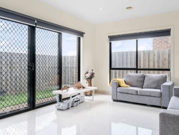 Stylish, Spacious & Perfectly Located