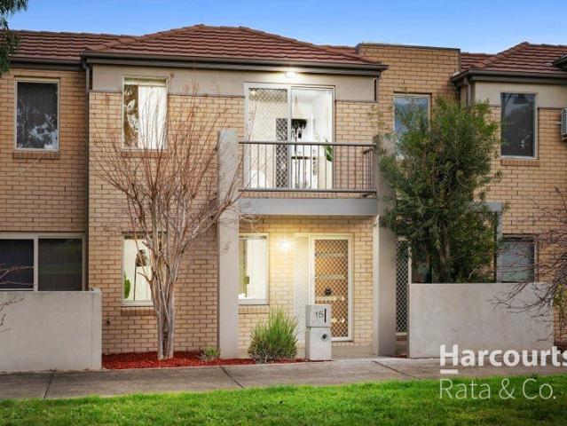 Stylish, Spacious & Perfectly Positioned No Body Corp Fees
