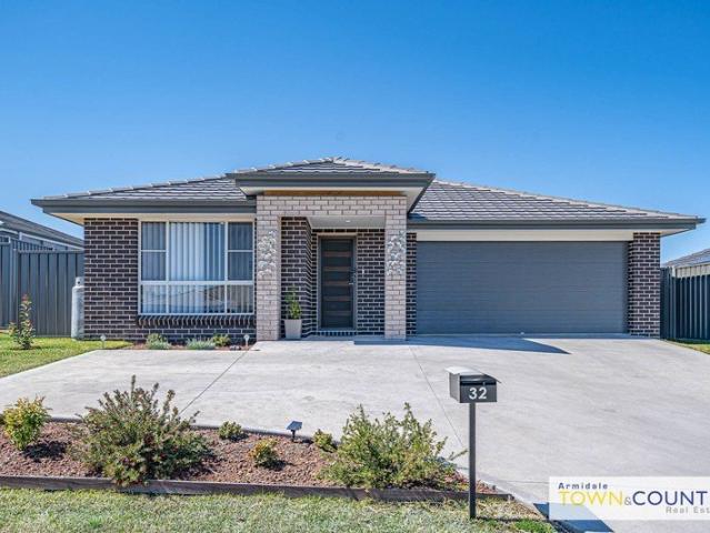 STYLISH, SPACIOUS & READY TO IMPRESS!