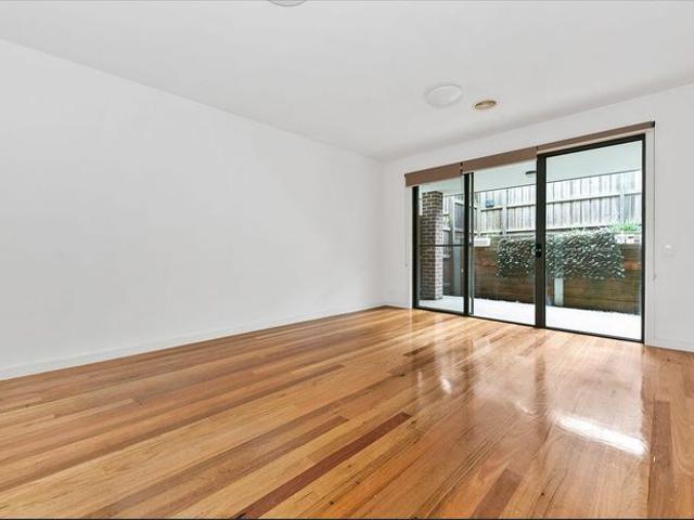 Stylish Spacious Sanctuary Lifestyle in Prime Location