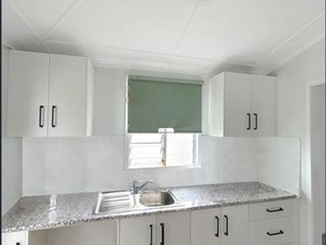 Stylish & Spacious Two Bedroom Unit