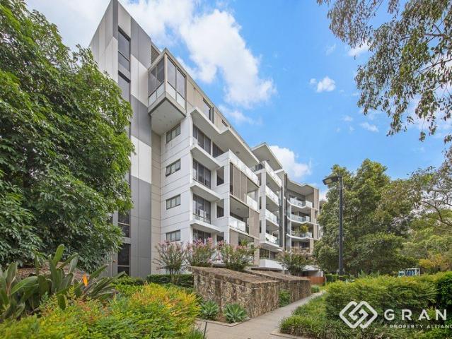 Stylish & Spacious 2 Bedroom Apartment