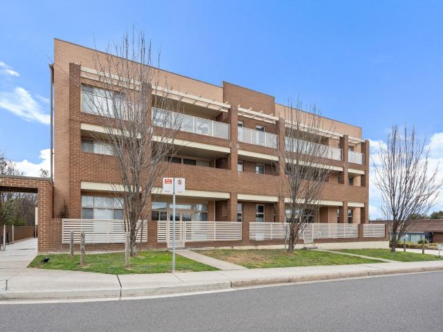 Stylish & Spacious 3 Bedroom Apartment – Prime Macquarie Location