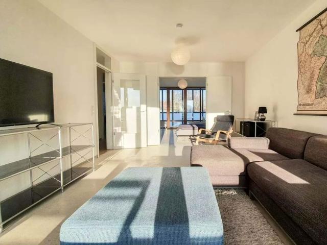 Stylish & spacious 4,5 room apartment near the river