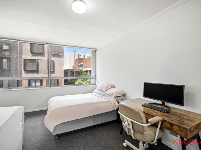 Stylish Split Level One Bedroom in the Heart of Ultimo