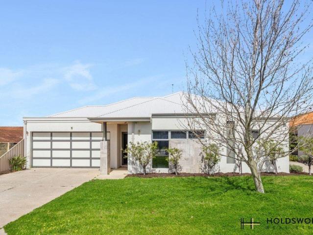 Stylish Tuart Hill Home Space, Comfort & Convenience