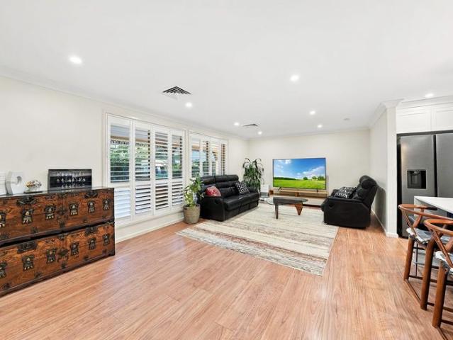 Stylish & Turnkey 3 Bedroom Retreat in a Peaceful Cul de Sac