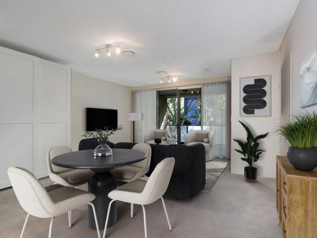 Stylish Turramurra Apartment in a Walk to Rail Location