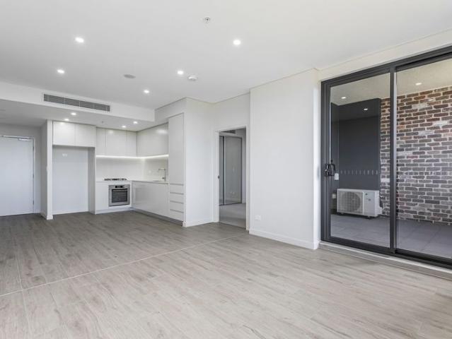 Stylish two bedroom apartment with expansive balcony