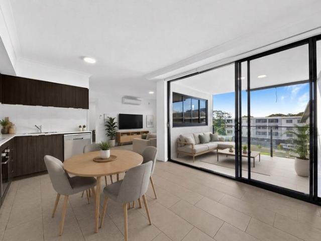 Stylish Two Bedroom Apartment with Secure Parking, North Facing Balcony & Sunshine Plaza at Your Doorstep