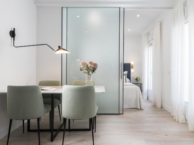 Stylish Two Bedroom Apartment in Madrid