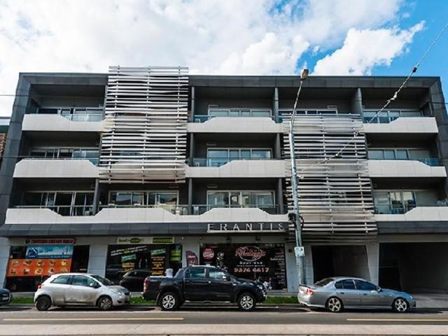 stylish two bedroom apartment in prime location