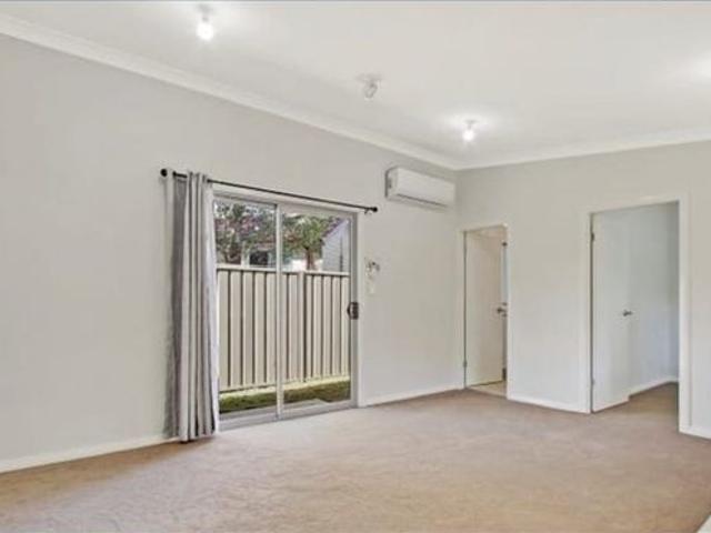 Stylish Two Bedroom Granny Flat with Private Yard