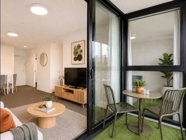 Stylish Two Bedroom Living in the Heart of Abbotsford