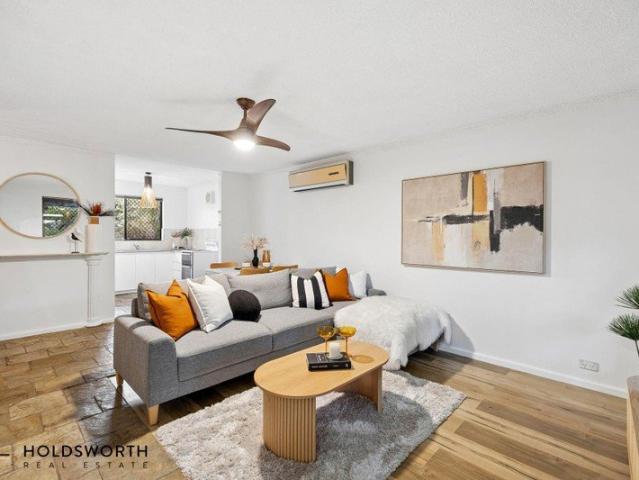 Stylish Two Bedroom Townhouse with Exceptional Convenience
