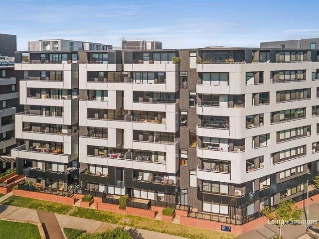 Stylish two bedroom unit in prime location