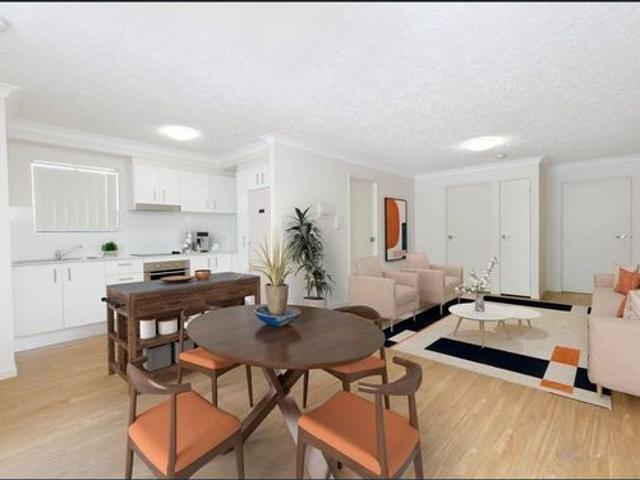 Stylish Two Bedroom Unit Just 5km from the CBD