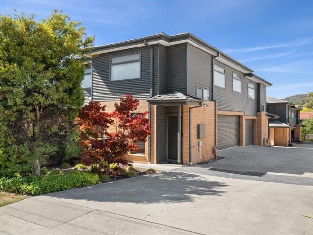 Stylish Two Level Townhouse Offering Space, Comfort & Convenience