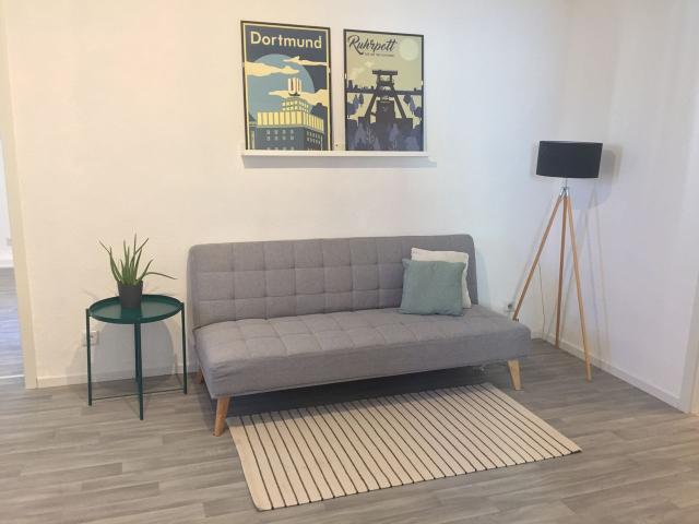 Stylish temporary home centrally in Dortmund Phoenix See, Dortmund Amsterdam Apartments for Rent