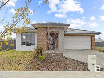 STYLISH THREE BEDROOM HOME IN POPULAR LUCAS