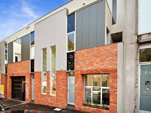 STYLISH THREE LEVEL LIVING IN THE HEART OF WEST MELBOURNE