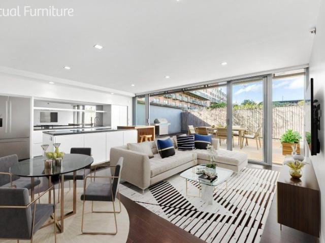 Stylish Top Floor Living in M Central