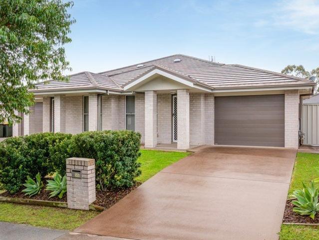 Stylish Torrens Title Living in the Heart of East Maitland