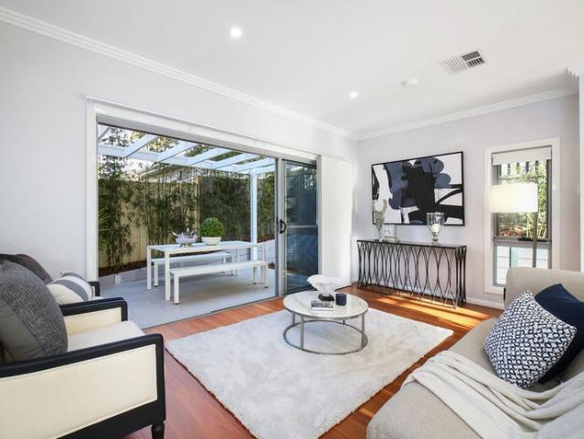 Stylish Townhouse with Plunge Pool in Prime Location