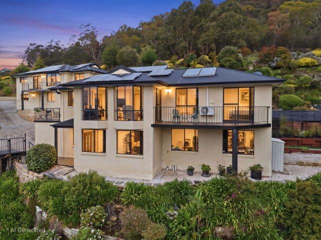 Stylish Townhouse with Water and Mountain Views