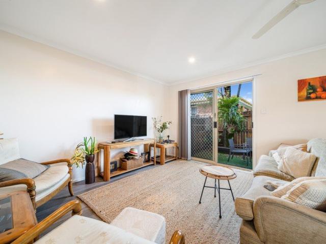 Stylish Townhouse in the Heart of Maroochydore