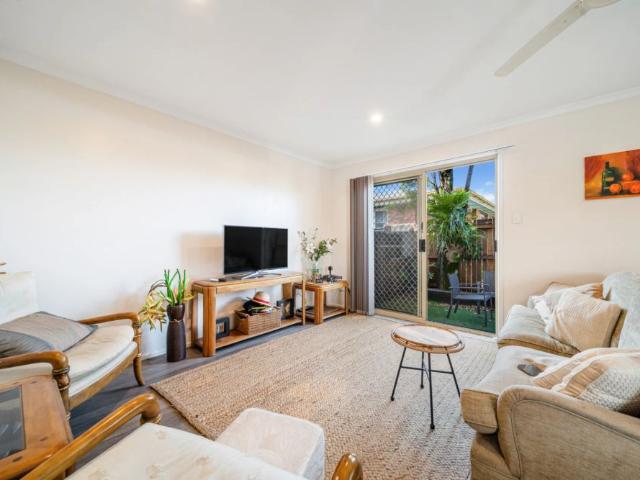 Stylish Townhouse in the Heart of Maroochydore