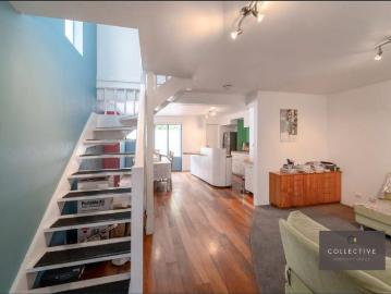 Stylish Townhouse in Prime Crawley Location
