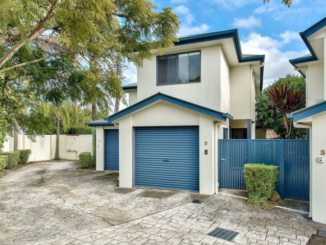 Stylish Townhouse Living in a Connected Coorparoo Pocket