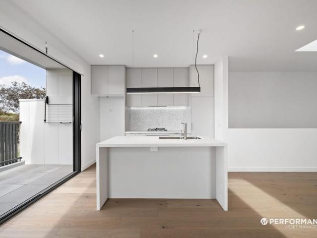 Stylish Townhouse Living in a Connected Inner West Setting