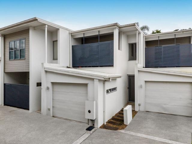 Stylish Townhouse Living in the Heart of Morningside