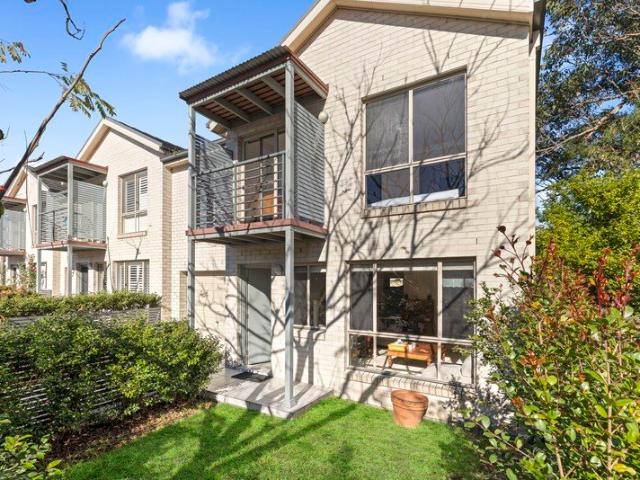 Stylish Townhouse Living in the Heart of Berowra Heights