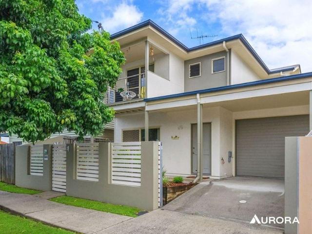 Stylish Townhouse Living in the Heart of Hamilton