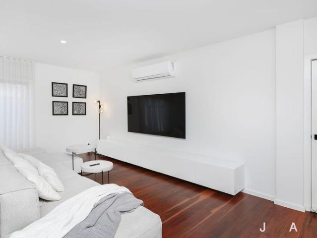 Stylish Townhouse Living with All the Extras