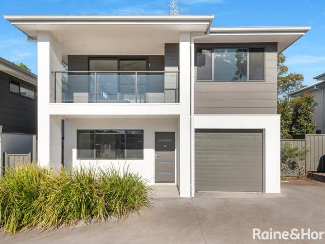 Stylish Townhouse Living with Space, Comfort & Convenience