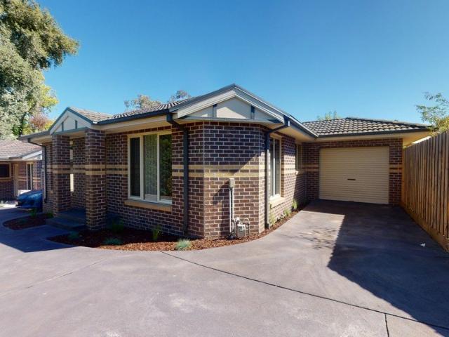 Stylish Unit in an Exclusive Block of just 3 Units!