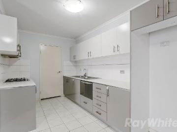 Stylish Unit Offering Comfort and Convenience