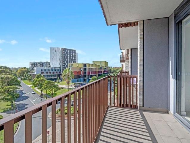 Stylish Urban Living in the Heart of Rosebery