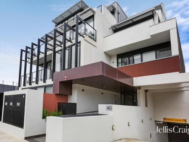 Stylish urban living in prime location