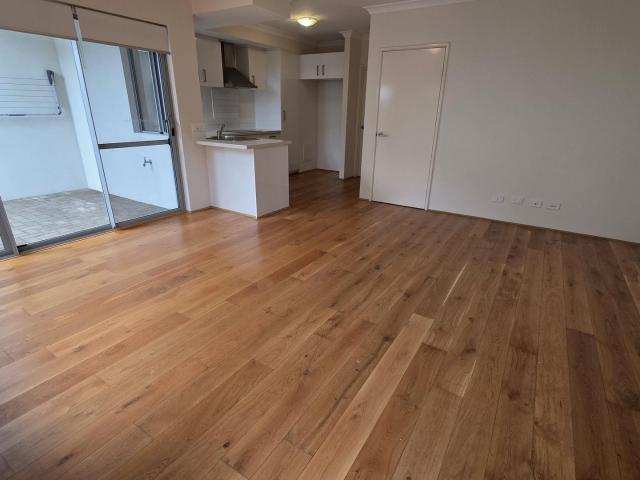 Stylish Urban Living in Rivervale Unit 3 / Cleaver Terrace