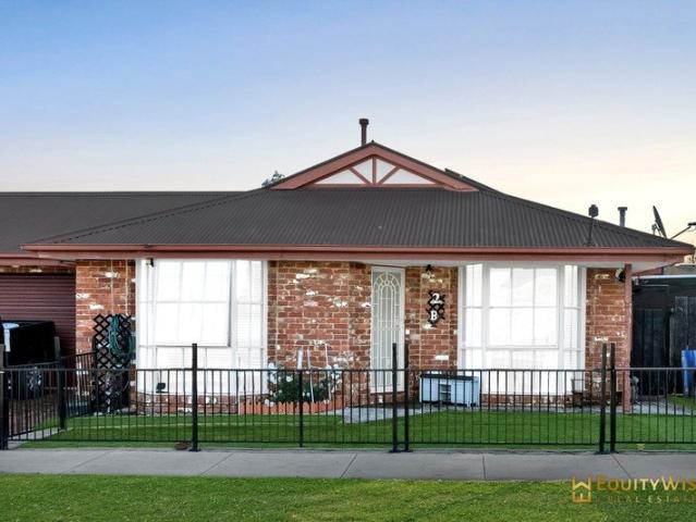 Stylish, Versatile & Solar Smart Living in the Heart of Wyndham Vale!