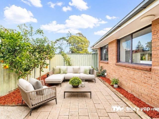 Stylish Villa Living in a Prime Walk to Station Location