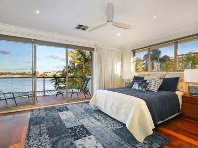 Stylish Waterfront Residence!