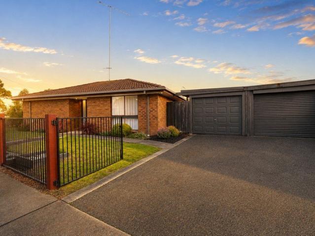 Stylish West End Living