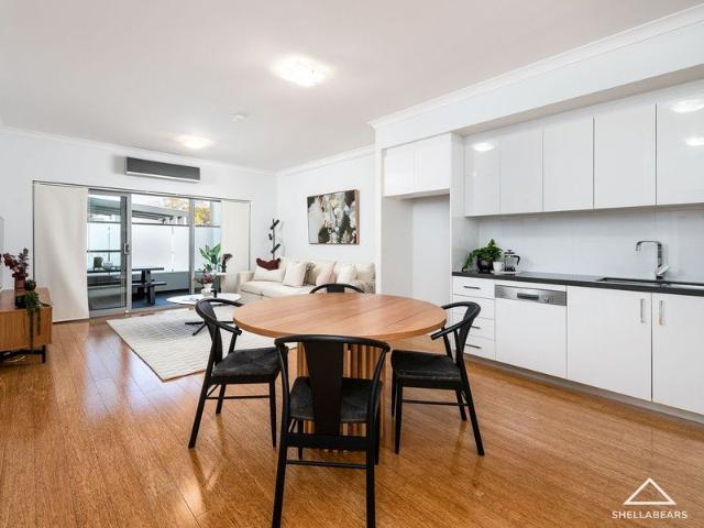 Stylish West Leederville Apartment with Private Courtyard