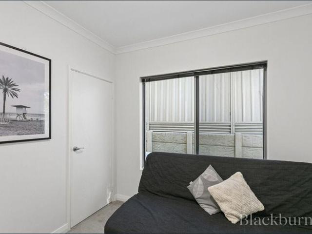 Stylish Woodlands Living